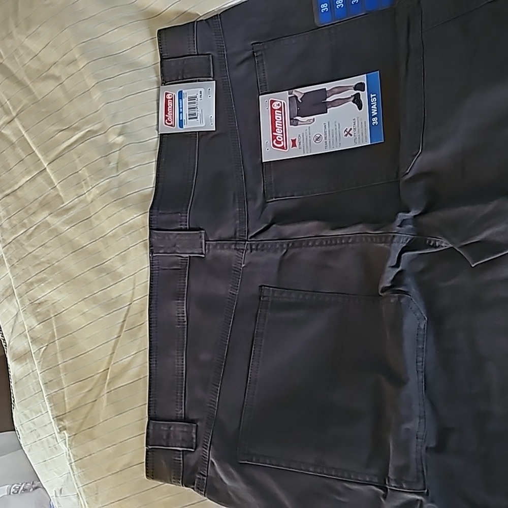 Coleman Olive shorts Size 38 Waist - Picture 9 of 10